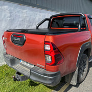 D-Max roller shutter with roll bar