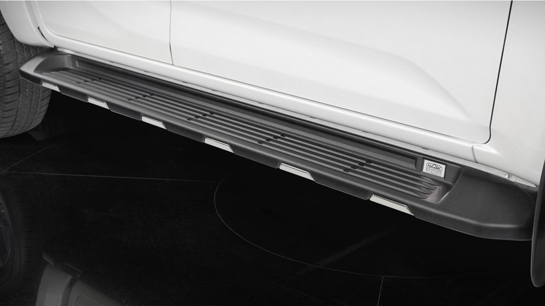Toyota Hilux 2016-2020 Max Side Steps Premium