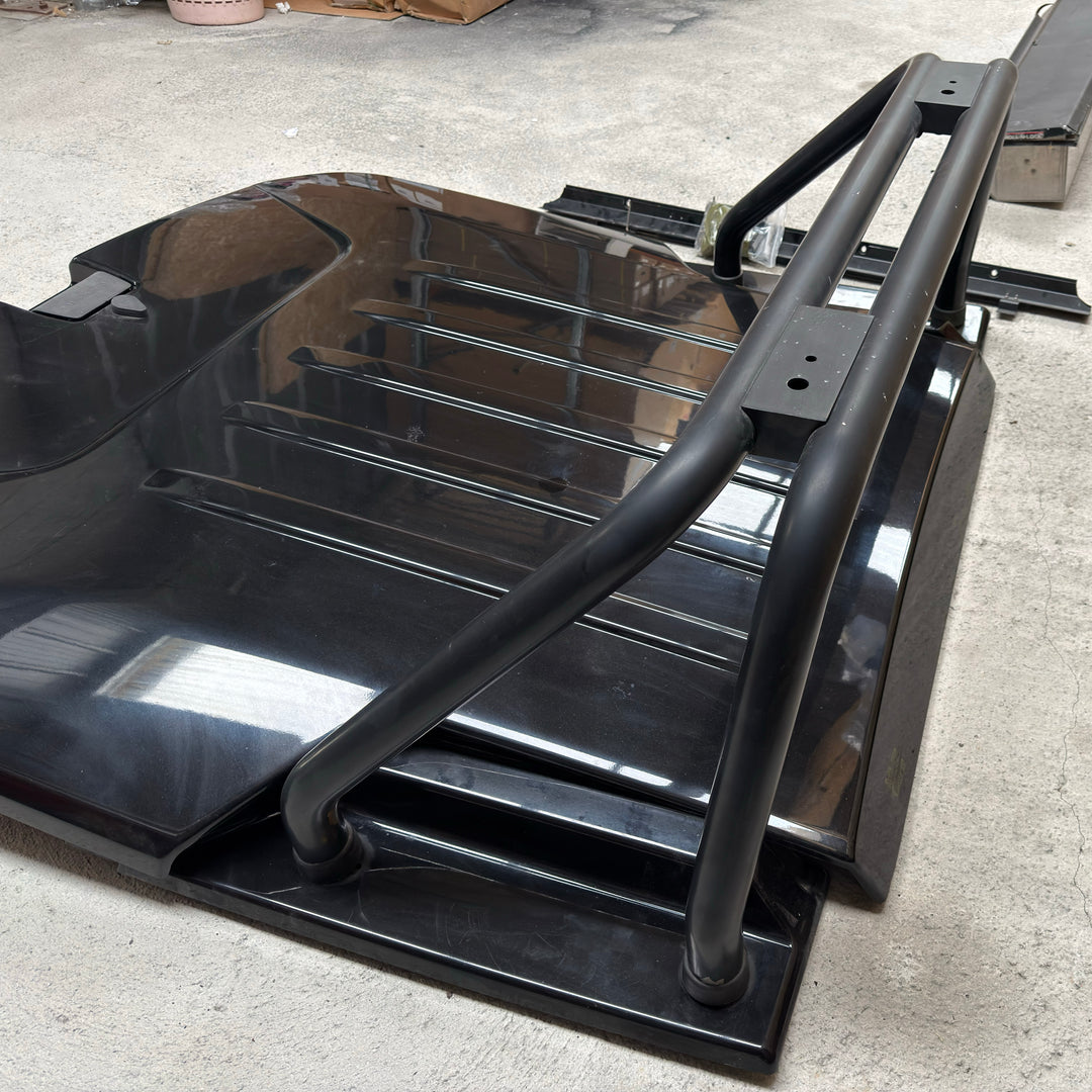 Nissan Navara NP300  Lift-Up Lid with Roll Bar Used