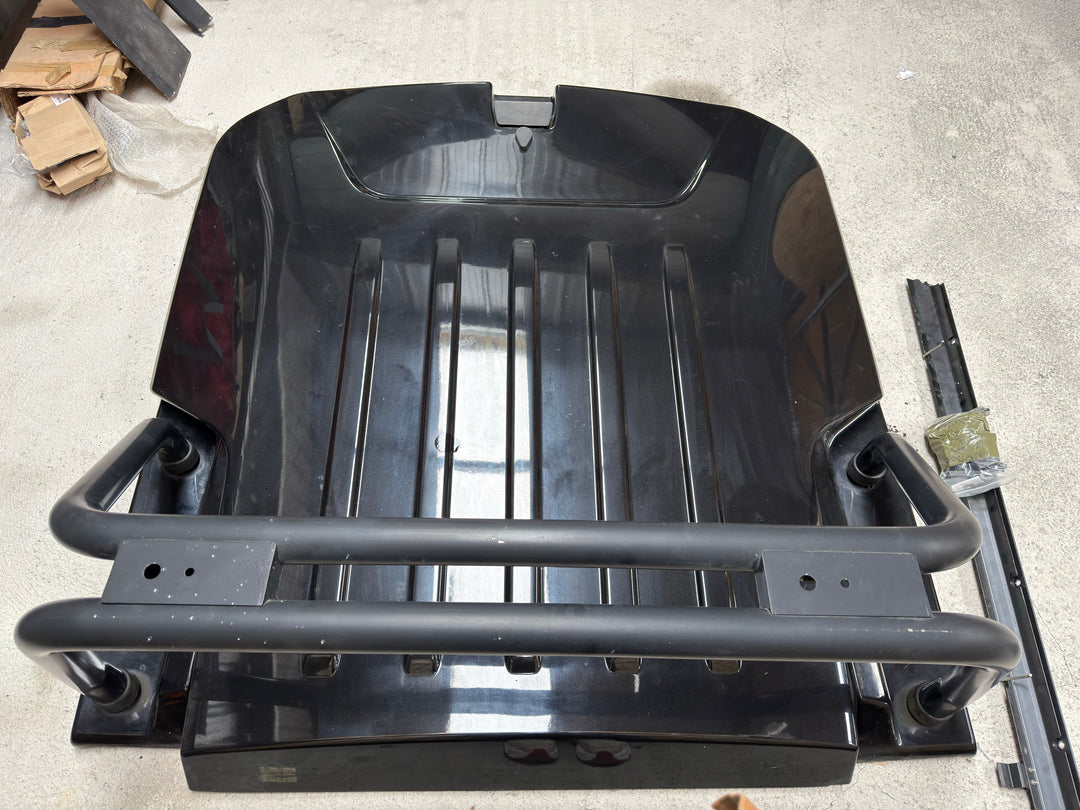 Nissan Navara NP300  Lift-Up Lid with Roll Bar Used