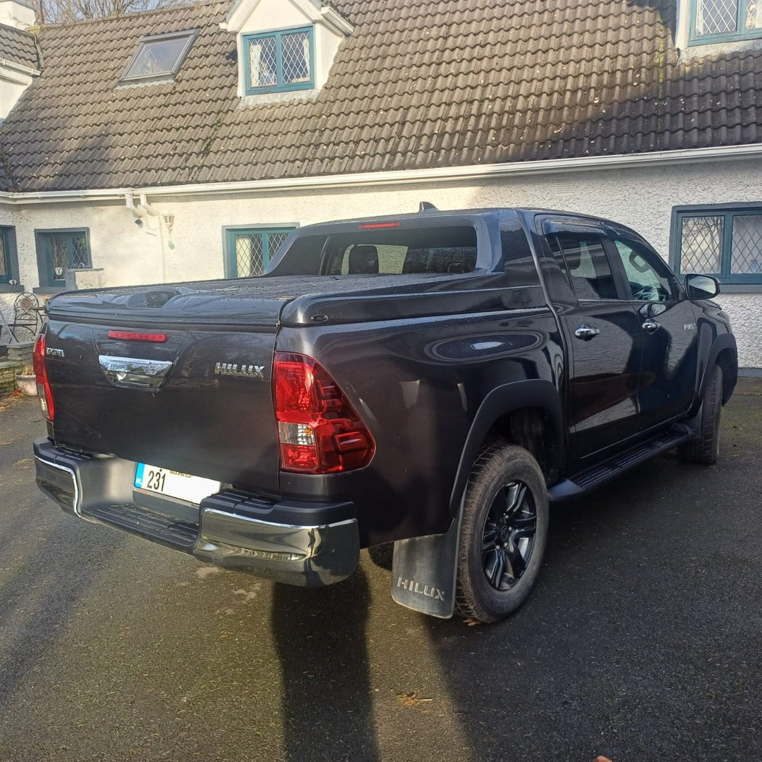 Toyota Hilux 2016-2020 Karuna Sports Tonneau Cover