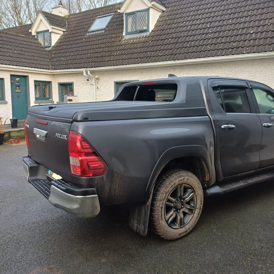 Toyota Hilux 2016-2020 Karuna Sports Tonneau Cover