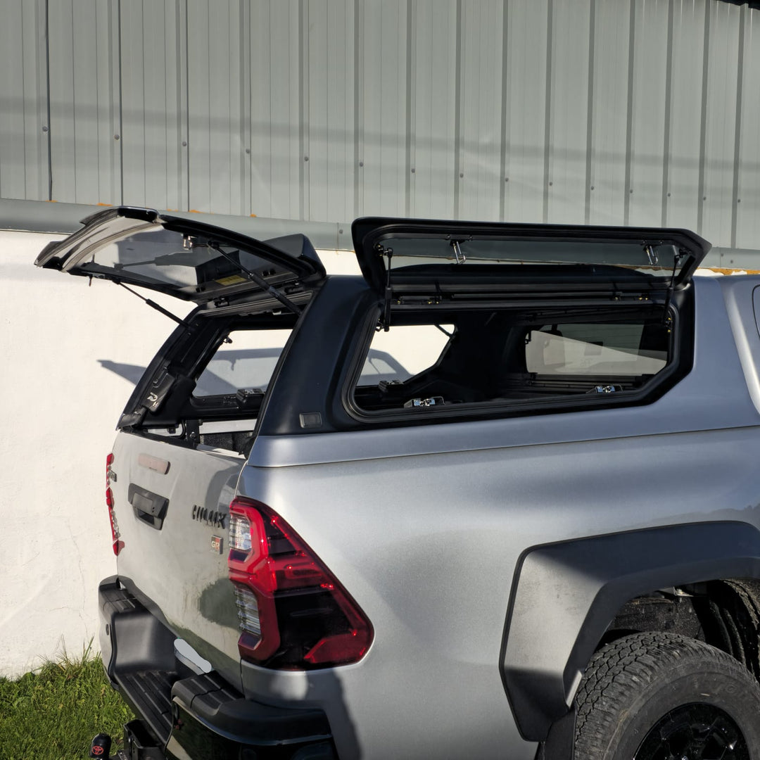 Central locking canopy with lift up windows on a Toyota Hilux