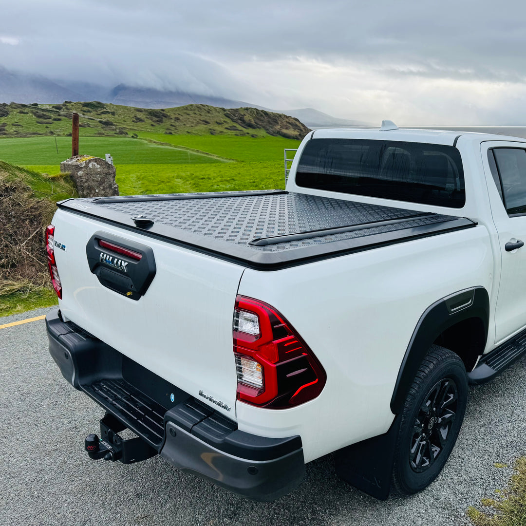 Toyota Hilux 2020-2026 SJS Outback Tonneau Cover in Black